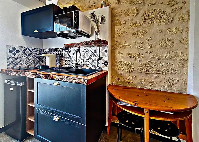 Pensionat L Inarretable Independant Cubnezais